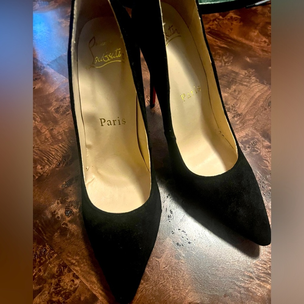 NEW ~ Louboutin Style Red Bottoms ~ Black Suede Heels ~ Size 8